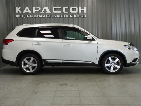 Mitsubishi Outlander III Рестайлинг 2 с пробегом 2017 года, цена 1 746 000 рублей, 137545 км, внедорожник, Автокод Объявления
