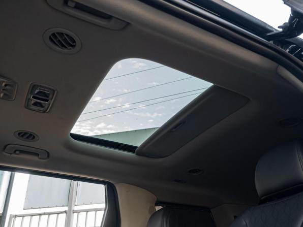 Kia Carnival IV с пробегом 2022 года, цена 4 710 000 рублей, 26450 км, минивэн, Автокод Объявления