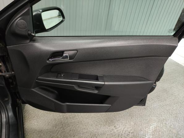Opel Astra H Рестайлинг с пробегом 2013 года, цена 450 000 рублей, 215492 км, седан, Автокод Объявления