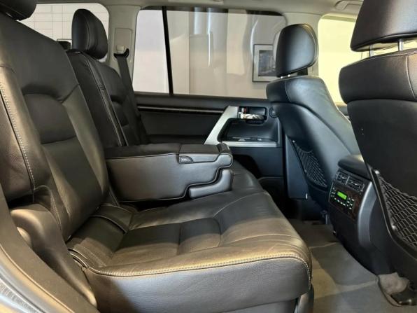 Toyota Land Cruiser 200 Series Рестайлинг 1 с пробегом 2013 года, цена 3 630 000 рублей, 221571 км, внедорожник, Автокод Объявления