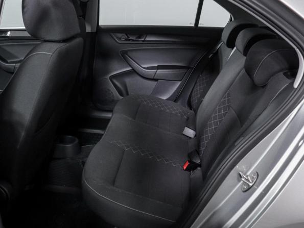 Skoda Rapid II с пробегом 2022 года, цена 1 300 000 рублей, 81505 км, лифтбек, Автокод Объявления