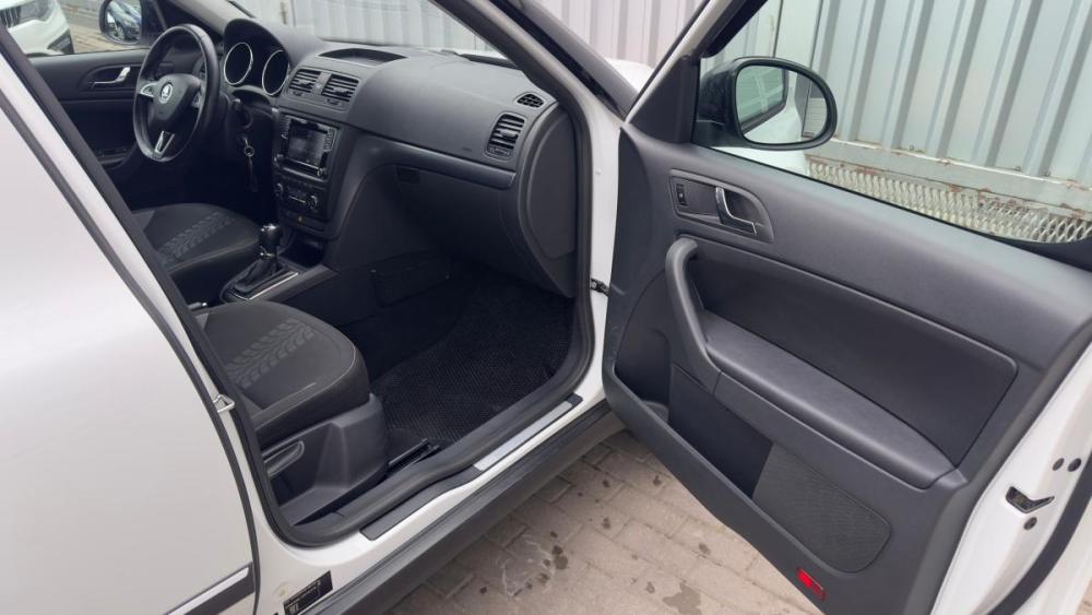 Skoda Yeti I Рестайлинг Ростов-на-Дону  - изображение 21