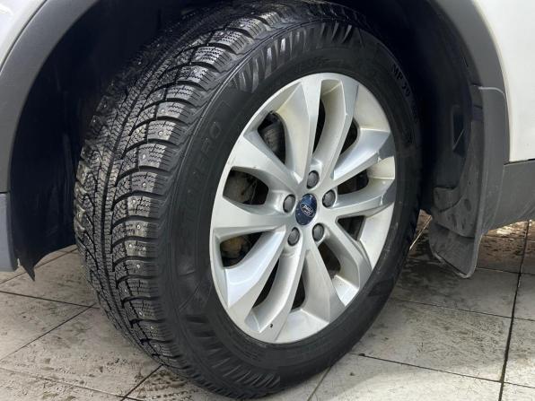 Ford Kuga I с пробегом 2012 года, цена 990 000 рублей, 238793 км, внедорожник, Автокод Объявления