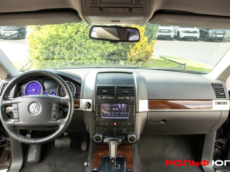 Volkswagen Touareg I Рестайлинг Москва  - изображение 6