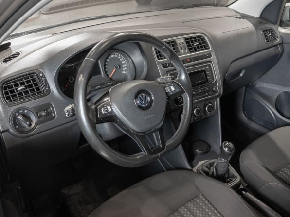 Volkswagen Polo V Рестайлинг с пробегом 2019 года, цена 1 150 000 рублей, 137215 км, седан, Автокод Объявления