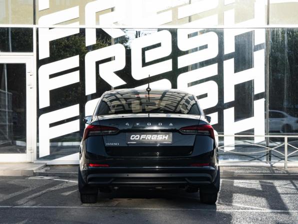 Skoda Rapid II с пробегом 2021 года, цена 1 585 000 рублей, 90128 км, лифтбек, Автокод Объявления