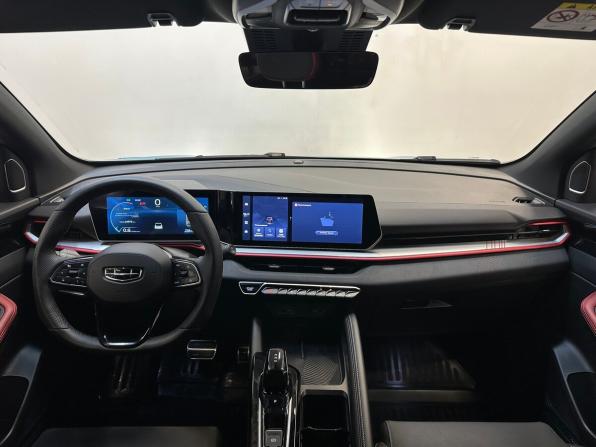 Geely Coolray I Рестайлинг с пробегом 2024 года, цена 2 299 000 рублей, 14974 км, внедорожник, Автокод Объявления