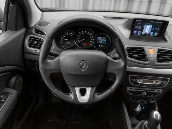 Renault Fluence I с пробегом 2011 года, цена 440 000 рублей, 339214 км, седан, Автокод Объявления