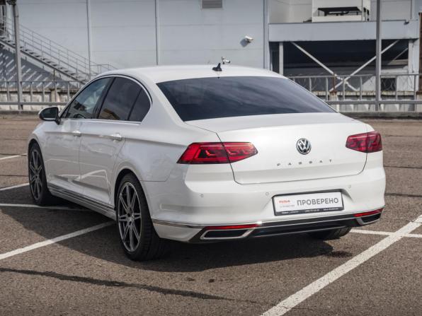 Volkswagen Passat B8 Рестайлинг с пробегом 2020 года, цена 2 898 000 рублей, 104000 км, седан, Автокод Объявления
