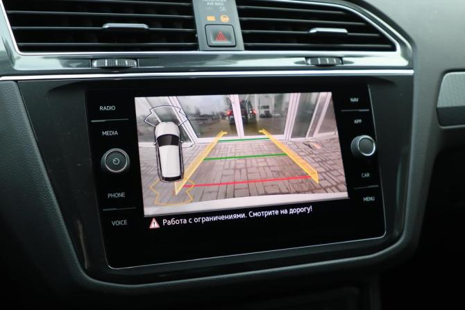 Volkswagen Tiguan II Рестайлинг с пробегом 2021 года, цена 3 090 000 рублей, 100224 км, внедорожник, Автокод Объявления