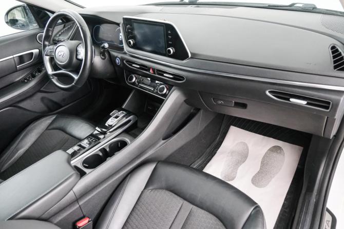 Hyundai Sonata VIII (DN8) с пробегом 2021 года, цена 2 709 000 рублей, 58272 км, седан, Автокод Объявления