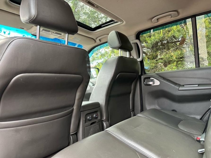Nissan Pathfinder III Рестайлинг Санкт-Петербург  - изображение 23