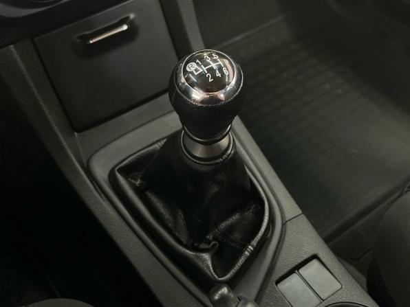 Toyota Corolla XI (E160 E170 E180) с пробегом 2013 года, цена 1 399 000 рублей, 157800 км, седан, Автокод Объявления