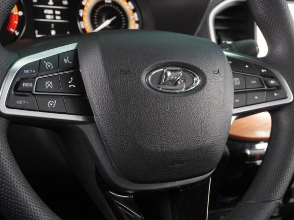 Lada (ВАЗ) Vesta I Рестайлинг (NG) с пробегом 2023 года, цена 1 349 000 рублей, 47264 км, седан, Автокод Объявления