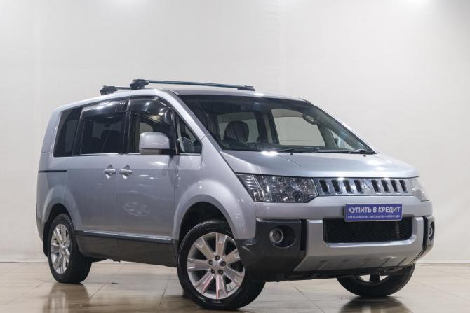 Mitsubishi Delica D:5 I с пробегом 2013 года, цена 2 249 000 рублей, 173000 км, минивэн, Автокод Объявления
