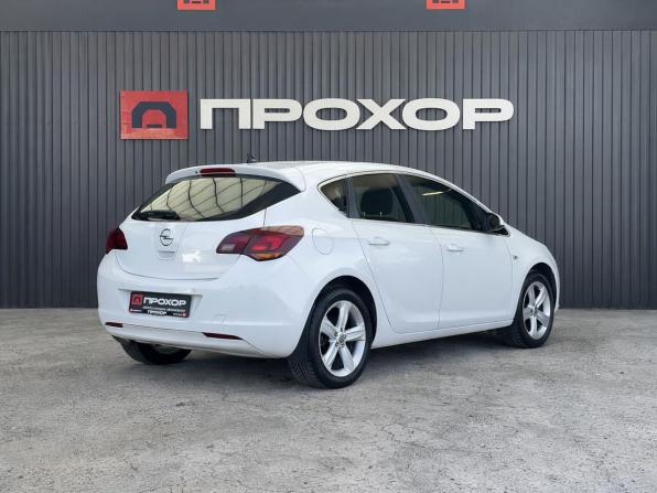Opel Astra J с пробегом 2011 года, цена 507 000 рублей, 183102 км, хэтчбек, Автокод Объявления