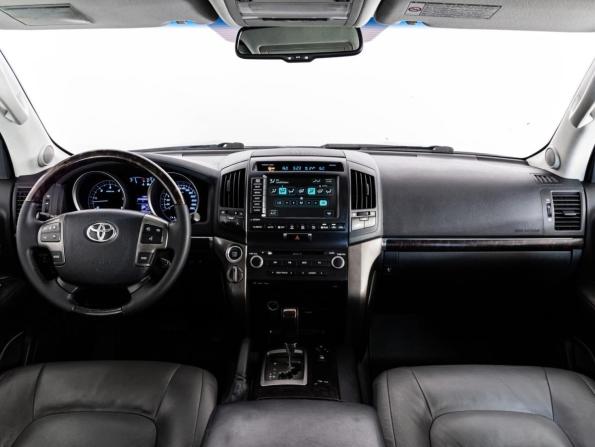 Toyota Land Cruiser 200 Series с пробегом 2008 года, цена 2 499 000 рублей, 255309 км, внедорожник, Автокод Объявления