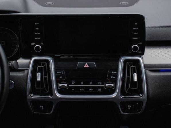 Kia Sorento IV с пробегом 2022 года, цена 3 835 000 рублей, 79272 км, внедорожник, Автокод Объявления