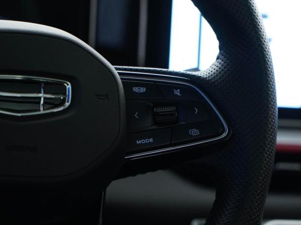 Geely Coolray I Рестайлинг с пробегом 2024 года, цена 2 179 444 рубля, 18882 км, внедорожник, Автокод Объявления