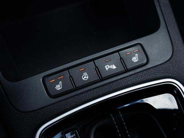 Kia Rio IV Рестайлинг с пробегом 2021 года, цена 1 780 000 рублей, 114859 км, седан, Автокод Объявления