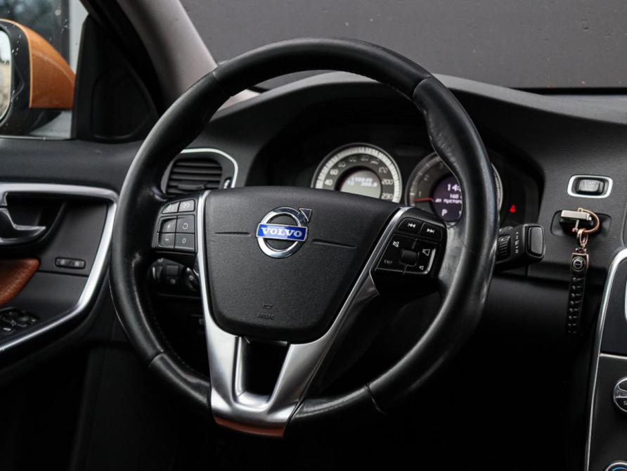 Volvo S60 II Москва  - изображение 11