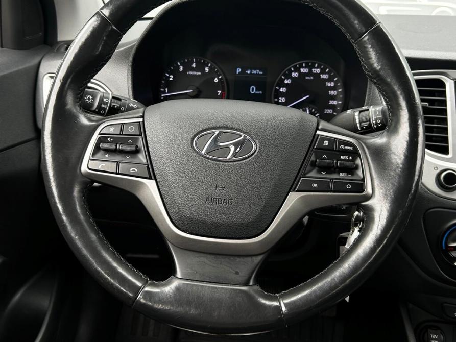 Hyundai Solaris II Санкт-Петербург  - изображение 17