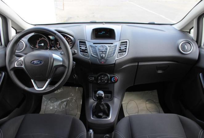 Ford Fiesta Mk6 Рестайлинг с пробегом 2015 года, цена 830 000 рублей, 154636 км, седан, Автокод Объявления
