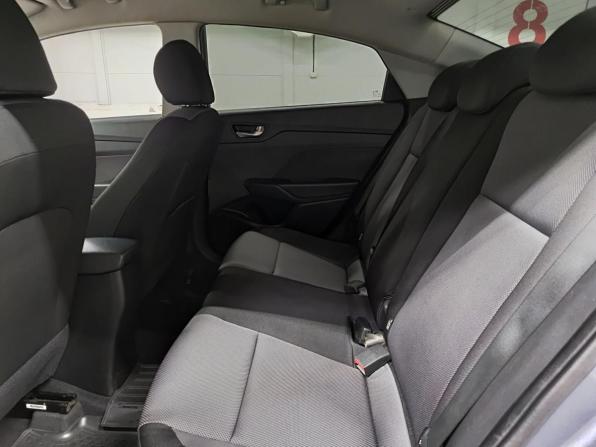 Hyundai Solaris II с пробегом 2017 года, цена 1 100 000 рублей, 165764 км, седан, Автокод Объявления