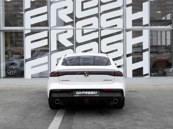 Changan UNI-V I с пробегом 2024 года, цена 2 457 000 рублей, 7992 км, лифтбек, Автокод Объявления