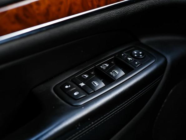 Jeep Grand Cherokee IV (WK2) с пробегом 2012 года, цена 1 590 000 рублей, 206362 км, внедорожник, Автокод Объявления
