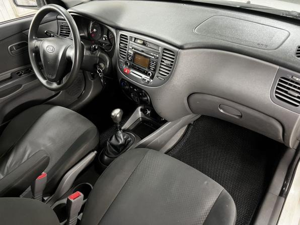 Kia Rio II с пробегом 2009 года, цена 370 000 рублей, 177600 км, седан, Автокод Объявления
