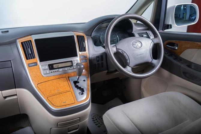 Toyota Alphard I Рестайлинг с пробегом 2007 года, цена 2 079 000 рублей, 222000 км, минивэн, Автокод Объявления