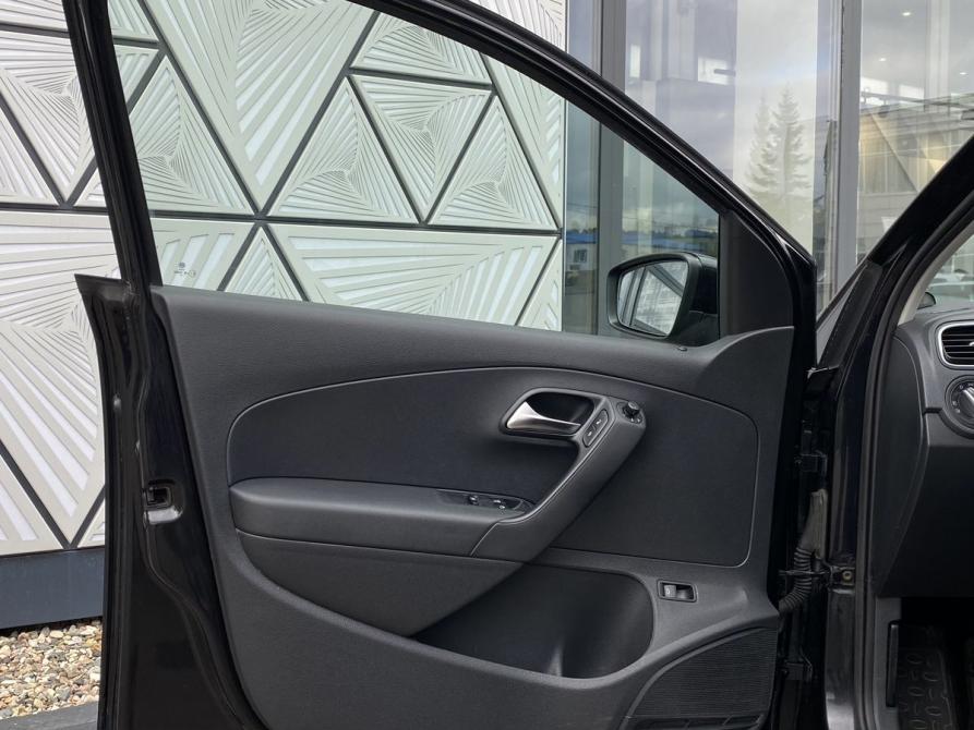 Volkswagen Polo V Москва  - изображение 15