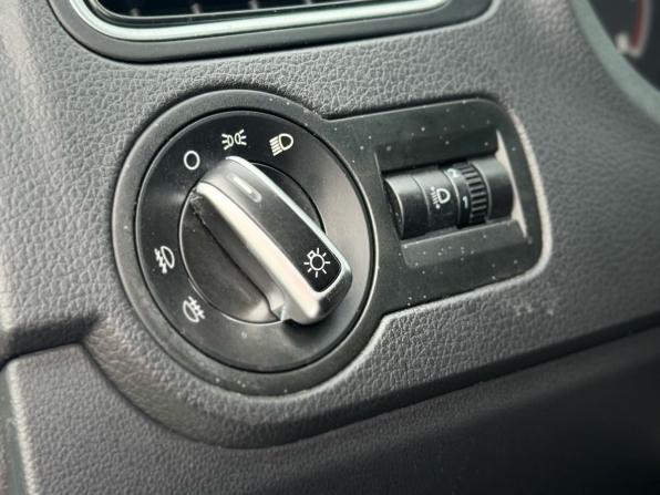 Volkswagen Polo V с пробегом 2013 года, цена 649 000 рублей, 197954 км, седан, Автокод Объявления