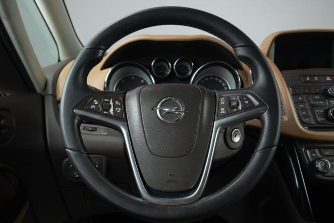Opel Zafira C с пробегом 2014 года, цена 1 279 000 рублей, 114000 км, компактвэн, Автокод Объявления