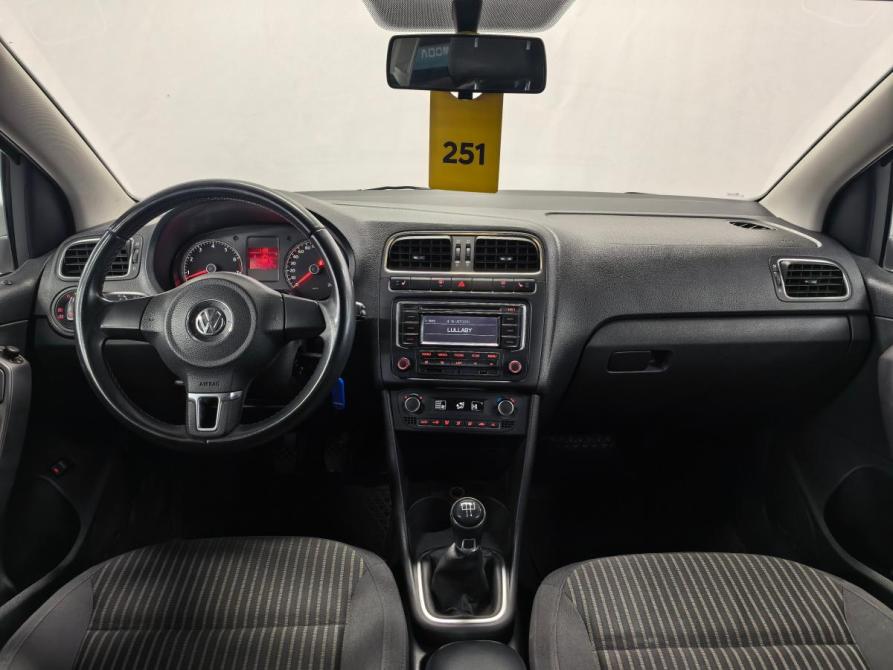 Volkswagen Polo V Санкт-Петербург  - изображение 10
