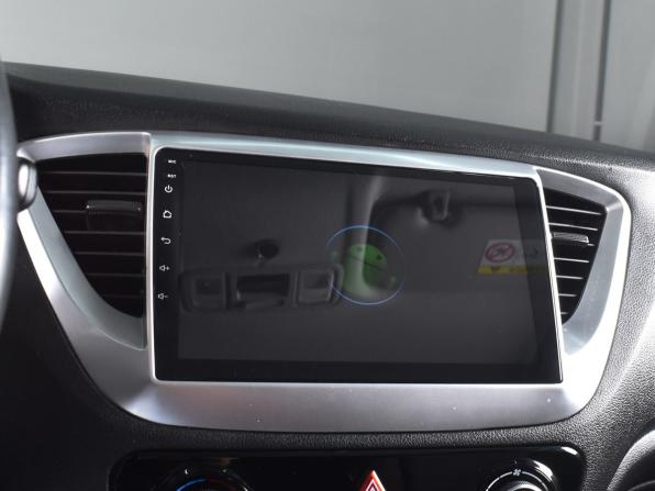 Hyundai Solaris II с пробегом 2019 года, цена 1 299 999 рублей, 151050 км, седан, Автокод Объявления