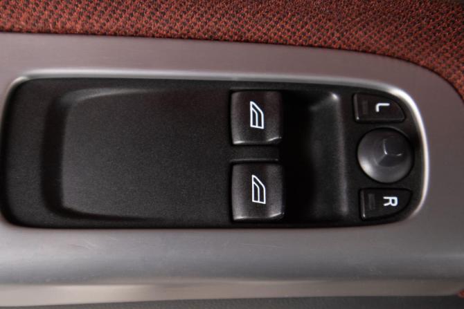Volvo C30 I с пробегом 2007 года, цена 1 079 000 рублей, 276324 км, хэтчбек, Автокод Объявления