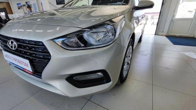 Hyundai Solaris II с пробегом 2019 года, цена 1 460 000 рублей, 56800 км, седан, Автокод Объявления