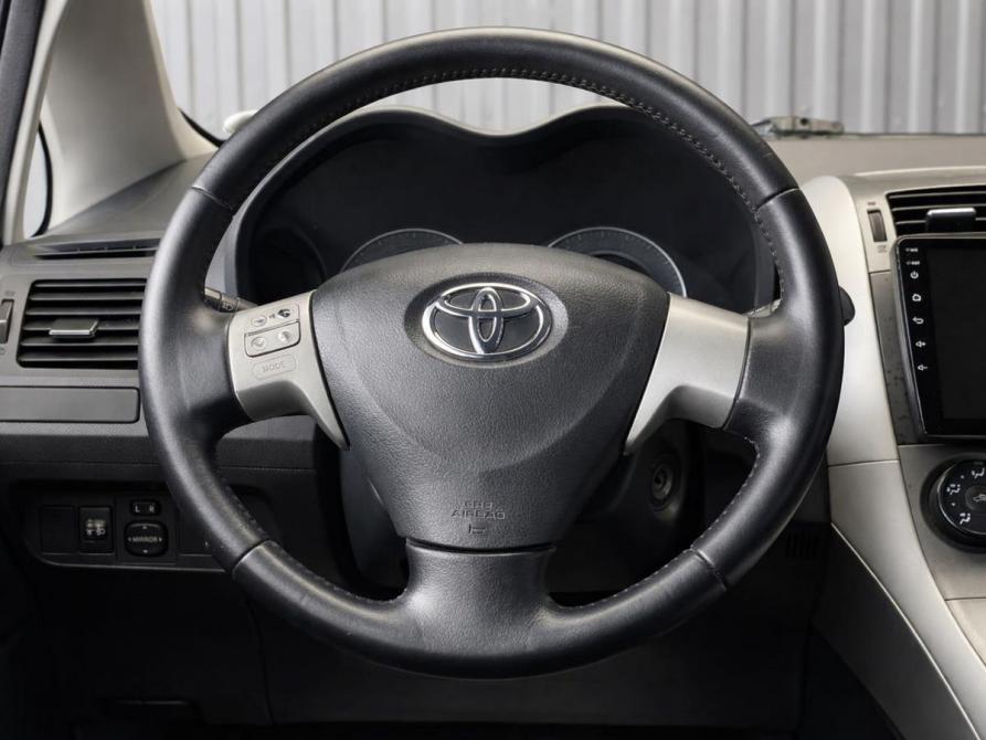 Toyota Auris I Пермь  - изображение 7