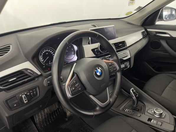 BMW X1 II (F48) Рестайлинг с пробегом 2020 года, цена 2 485 000 рублей, 92239 км, внедорожник, Автокод Объявления