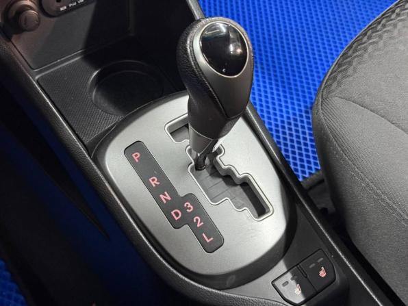 Kia Rio III Рестайлинг с пробегом 2015 года, цена 885 000 рублей, 98101 км, седан, Автокод Объявления