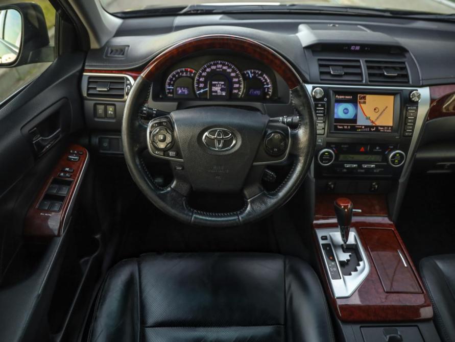 Toyota Camry VII (XV50) Санкт-Петербург  - изображение 12