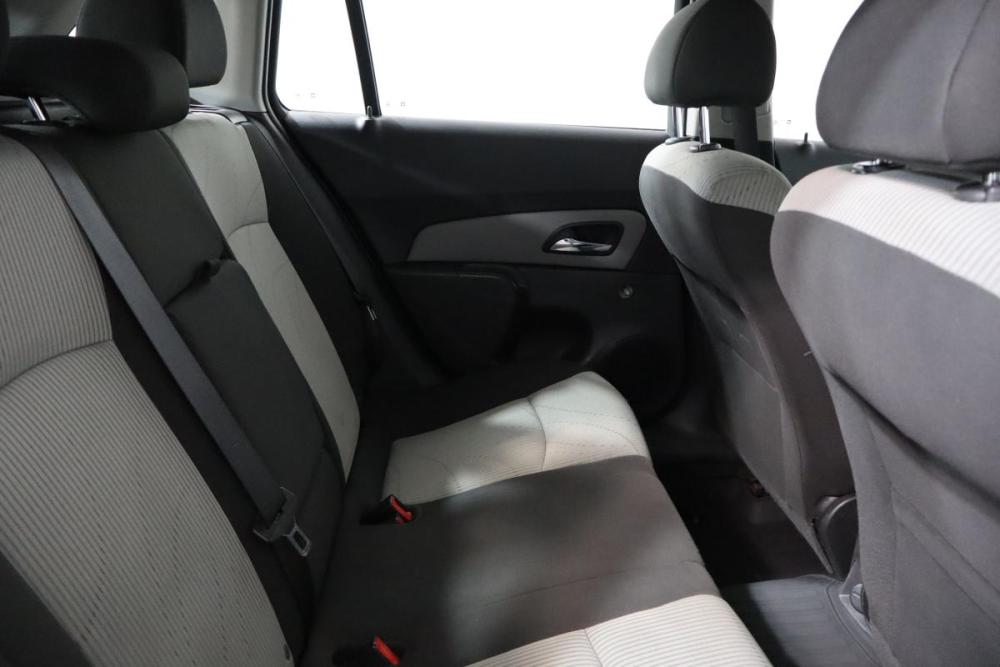 Chevrolet Cruze I Рестайлинг Санкт-Петербург  - изображение 12