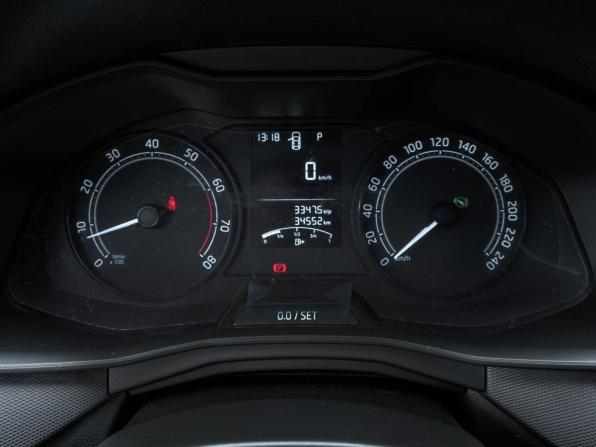 Skoda Rapid II с пробегом 2021 года, цена 1 687 000 рублей, 34552 км, лифтбек, Автокод Объявления