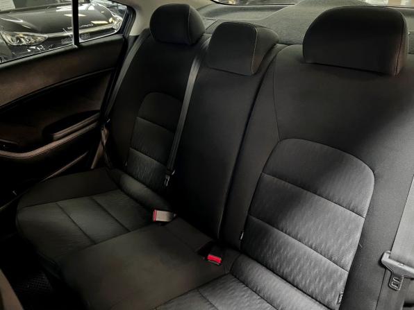 Kia Cerato III с пробегом 2016 года, цена 945 000 рублей, 206169 км, седан, Автокод Объявления