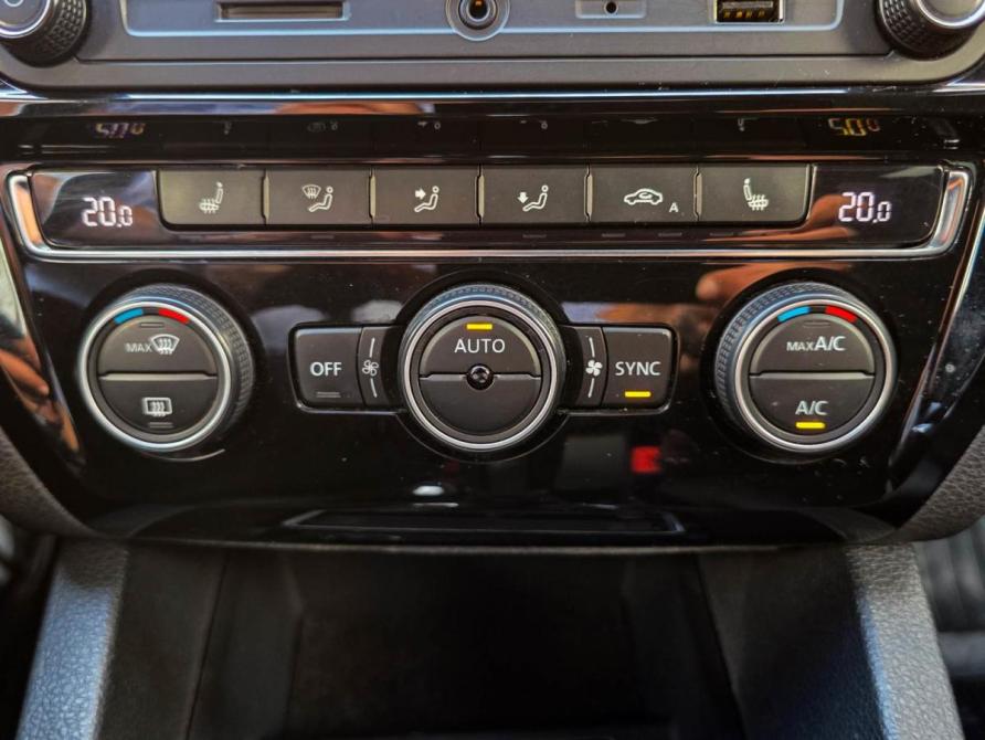 Volkswagen Jetta VI Рестайлинг Крым  - изображение 13