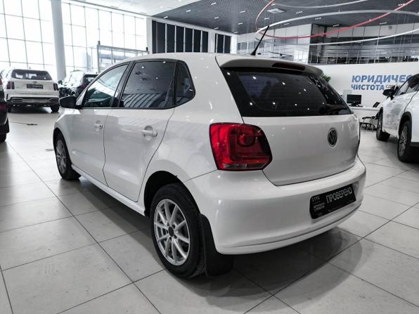 Volkswagen Polo V с пробегом 2011 года, цена 576 000 рублей, 177239 км, хэтчбек, Автокод Объявления