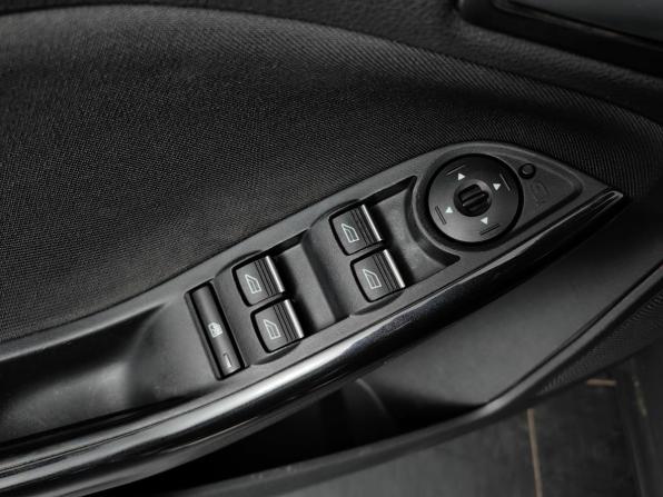 Ford Focus III Рестайлинг с пробегом 2017 года, цена 888 000 рублей, 256211 км, универсал, Автокод Объявления