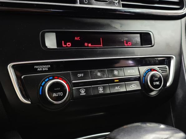 Kia Optima IV Рестайлинг с пробегом 2018 года, цена 1 999 000 рублей, 131000 км, седан, Автокод Объявления
